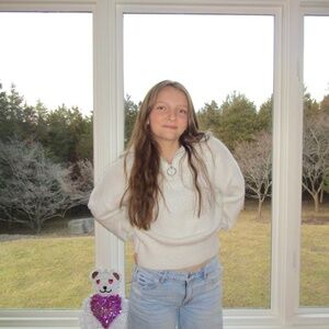 Meet your Posher, Carly